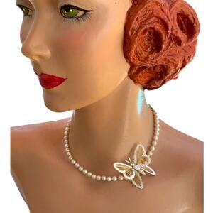 Vintage MONET Pearl Necklace Gold Tone Butterfly 3D Wire Wing Brooch Signed Set
